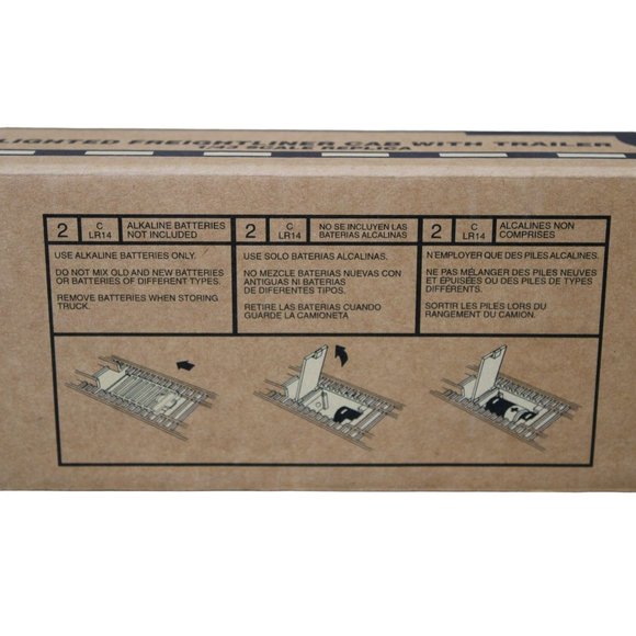 Ertl Collectables Lighted Freightliner Cab with Trailer - NIB - Picture 7 of 7